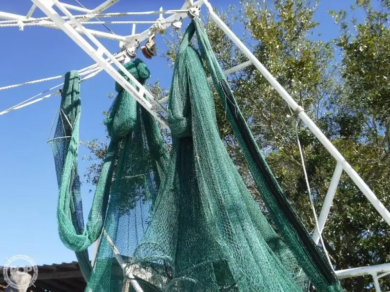 Navio de pesca de arrasto à venda