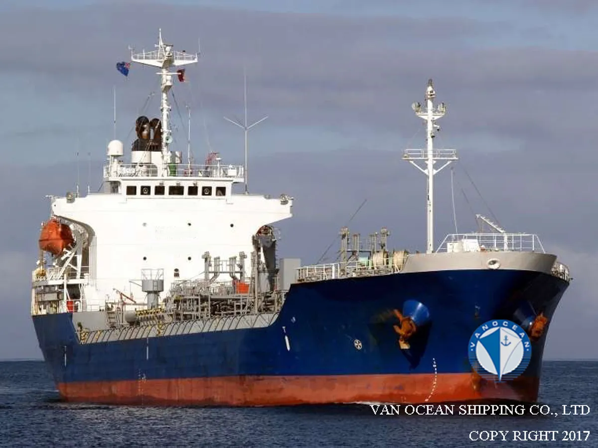 Navio-tanque de óleo/produtos químicos à venda