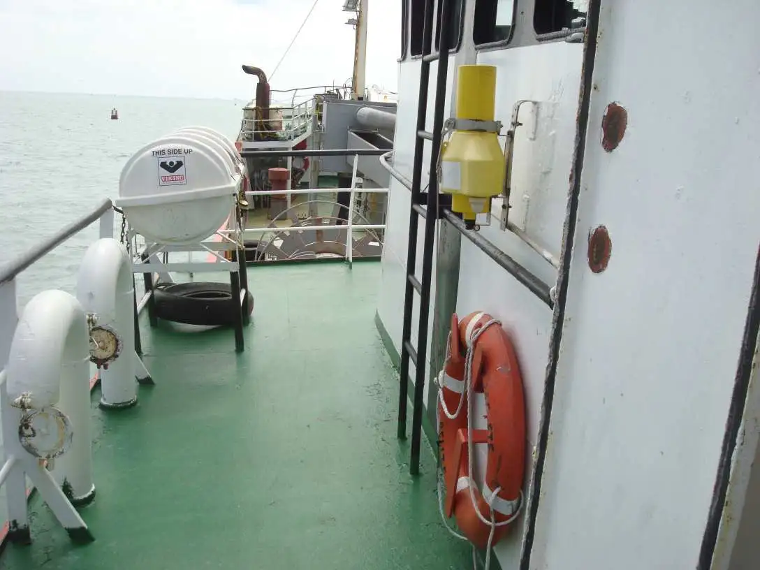 Navio de pesca de arrasto à venda