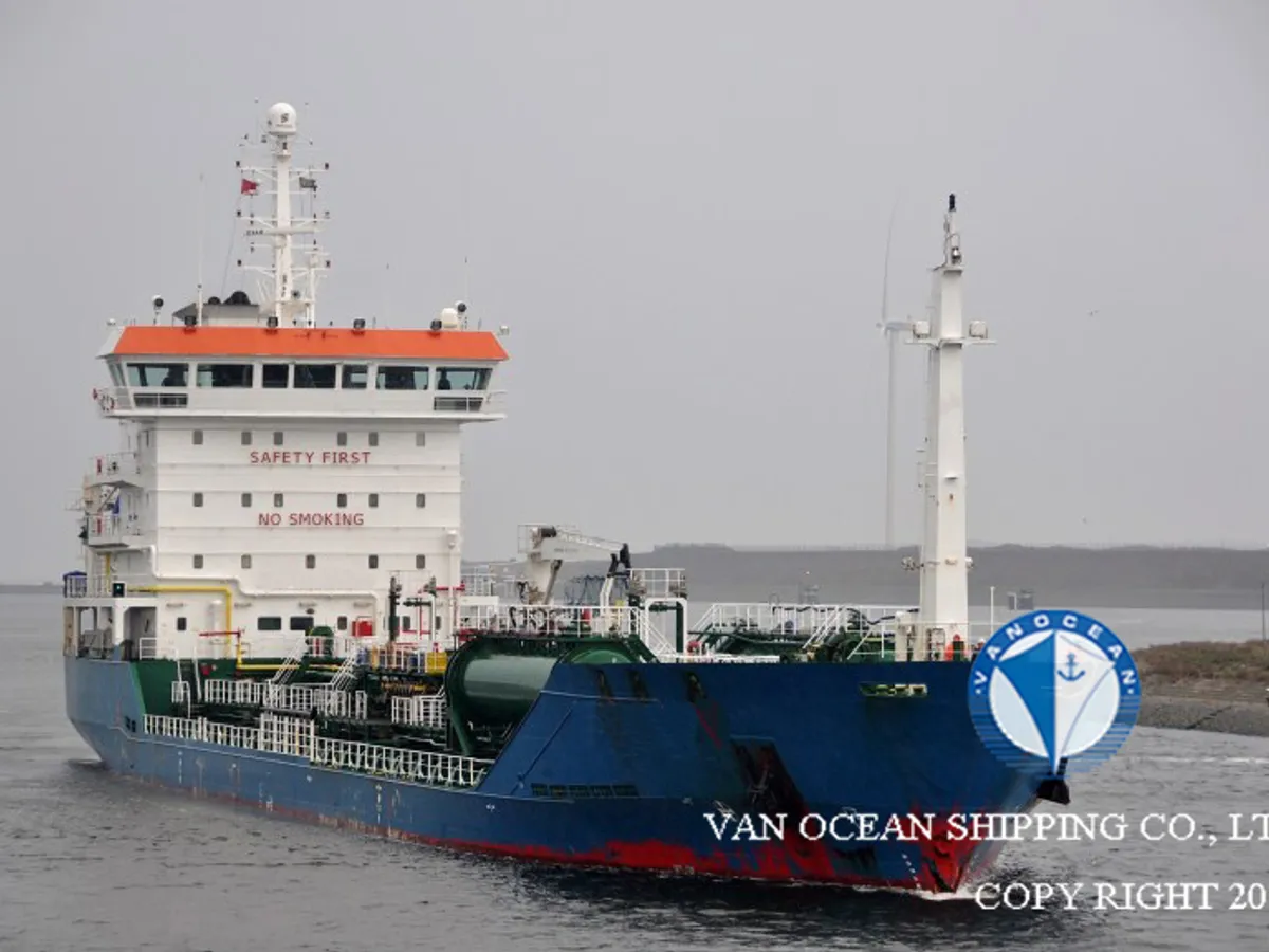 Navio-tanque de óleo/produtos químicos à venda
