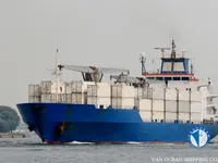 Navio frigorífico à venda