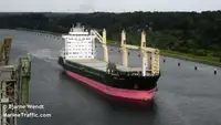 Navio frigorífico à venda