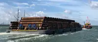 Barcaça à venda
