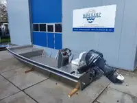 Barcos de trabalho à venda