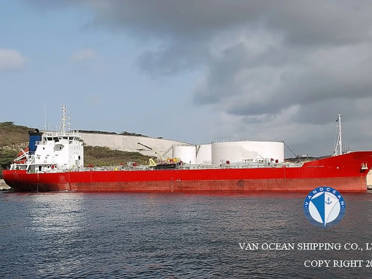 Navio-tanque de óleo/produtos químicos à venda