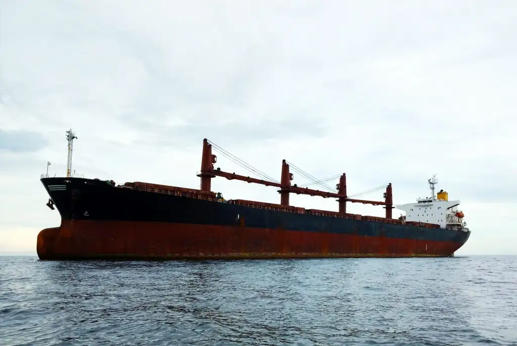 Navio graneleiro à venda