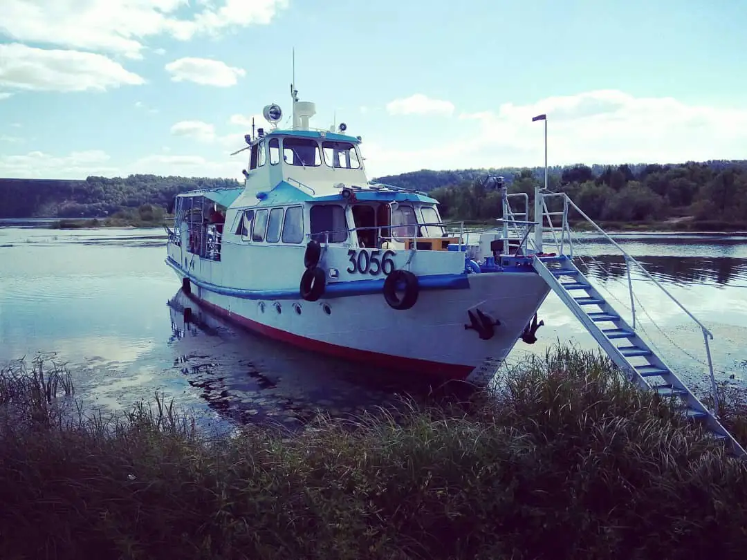 Navio de passageiros à venda