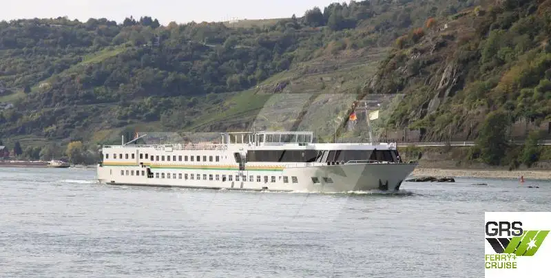 Navio de cruzeiro à venda
