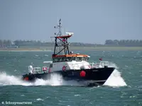 Navio de pesquisa à venda