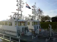 Navio de patrulha à venda