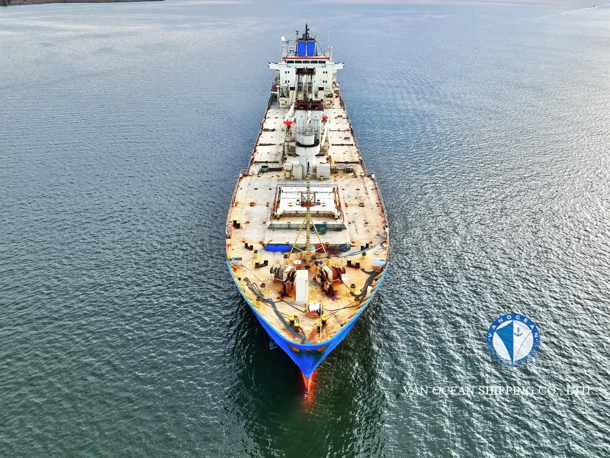 Navio frigorífico à venda
