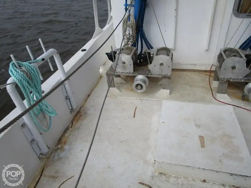 Navio de pesca de arrasto à venda