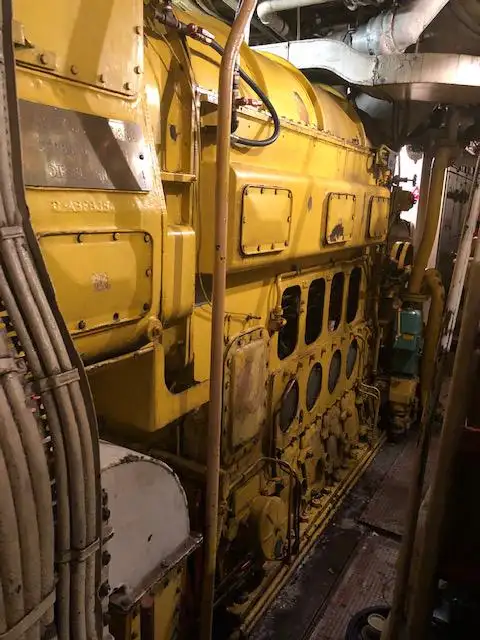 Navio de pesquisa à venda