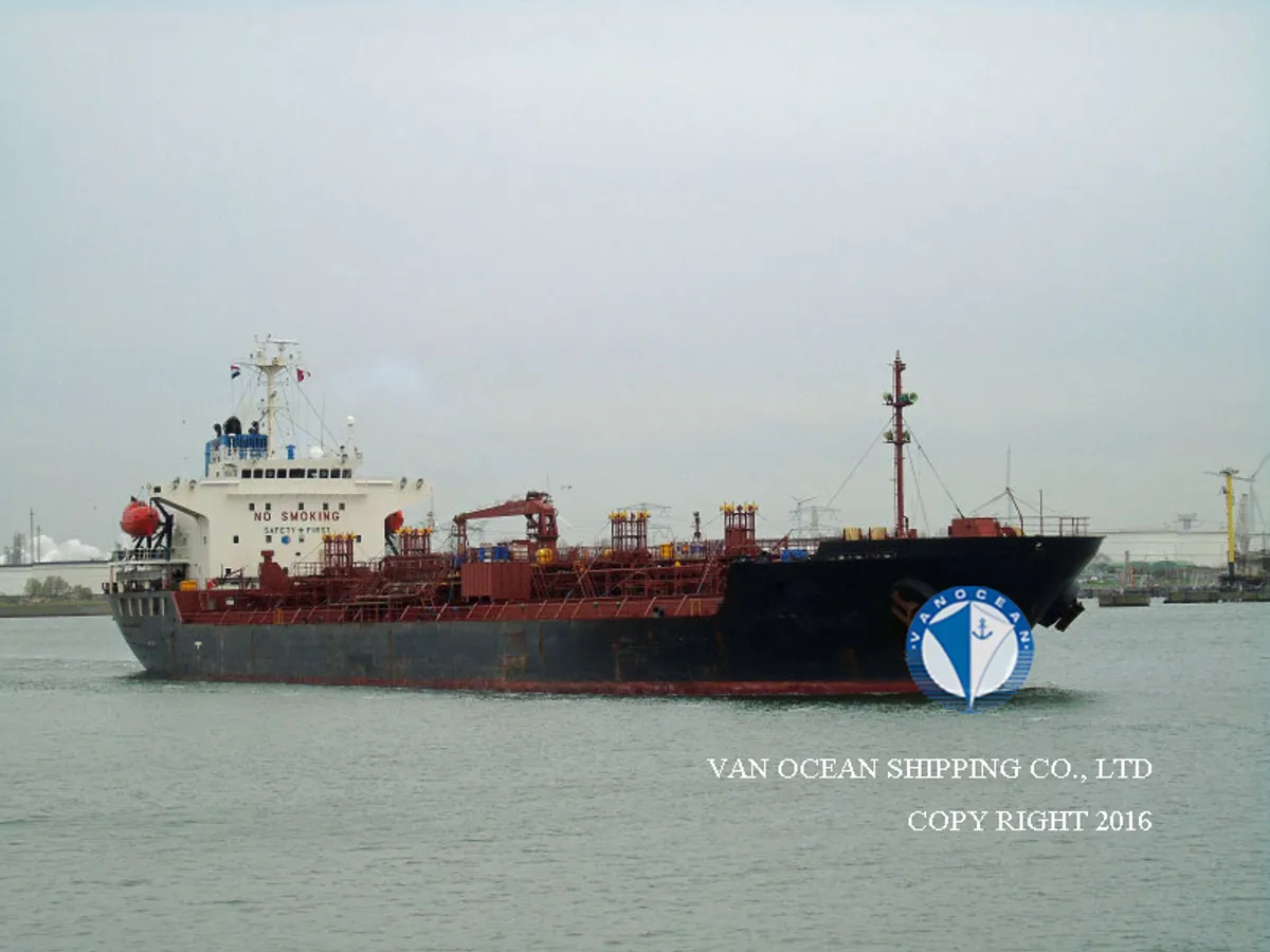 Navio-tanque de óleo/produtos químicos à venda