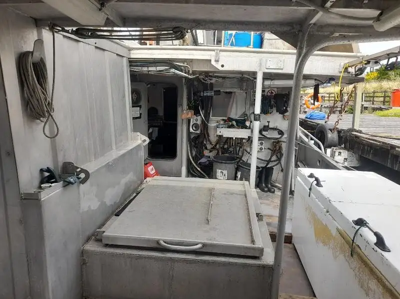 Navio de pesca de linha de mão à venda