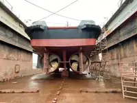 Rebocador à venda