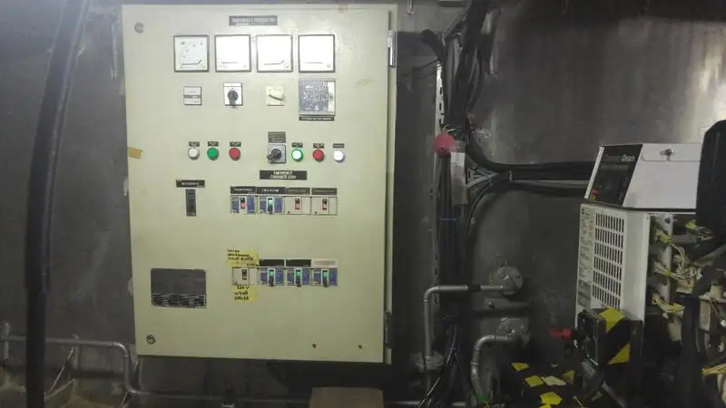Barco de tripulação à venda