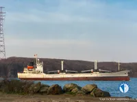 Navio frigorífico à venda