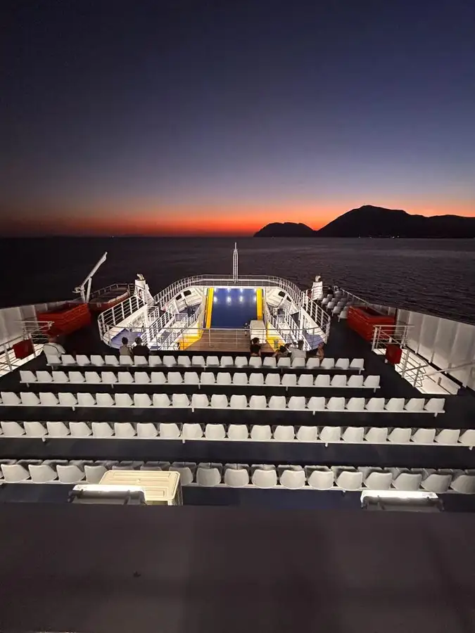 Navio RoPax à venda