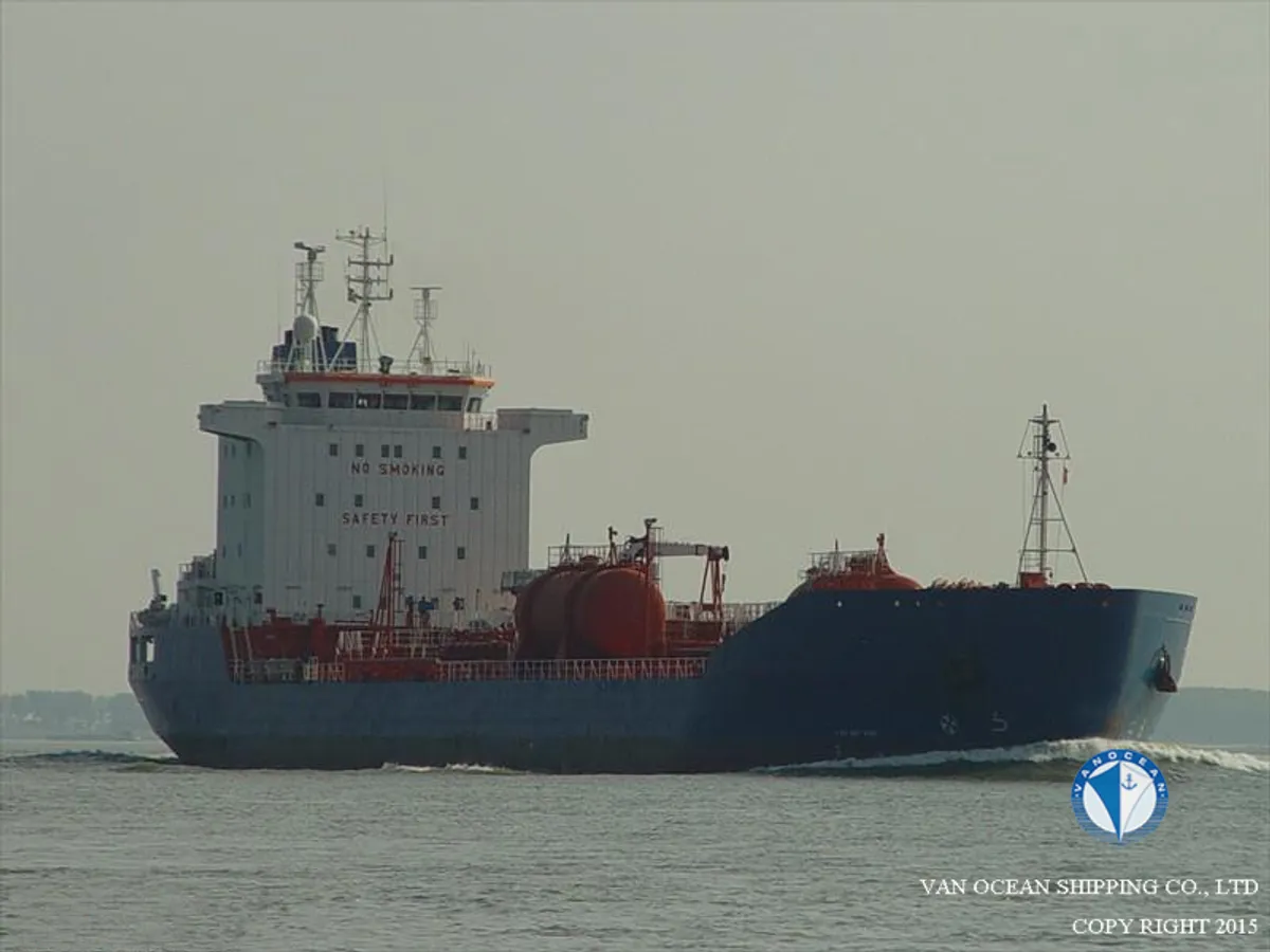 Navio-tanque de óleo/produtos químicos à venda