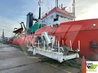 Navio de abastecimento à venda