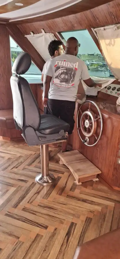 Navio de cruzeiro à venda