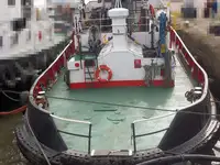Rebocador à venda