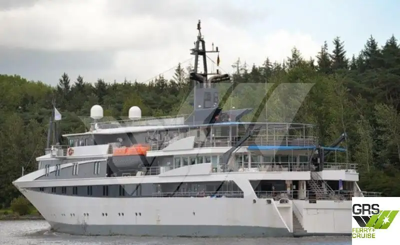 Navio de cruzeiro à venda