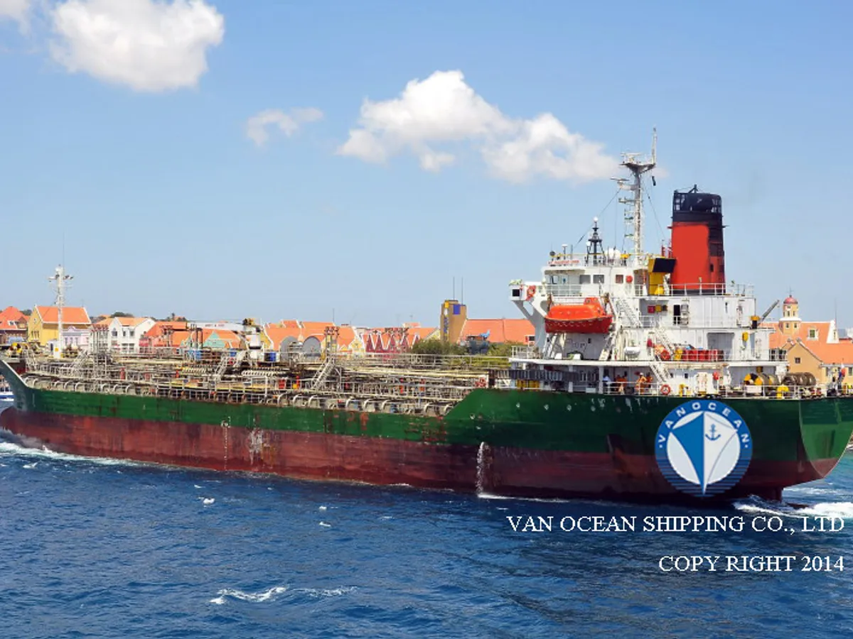 Navio-tanque de óleo/produtos químicos à venda
