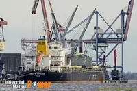 Navio graneleiro à venda