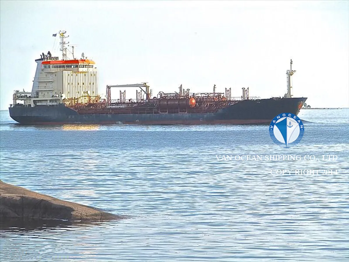 Navio-tanque de óleo/produtos químicos à venda