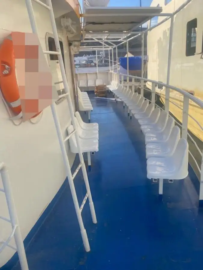 Navio de transporte de passageiros (Ferry) à venda