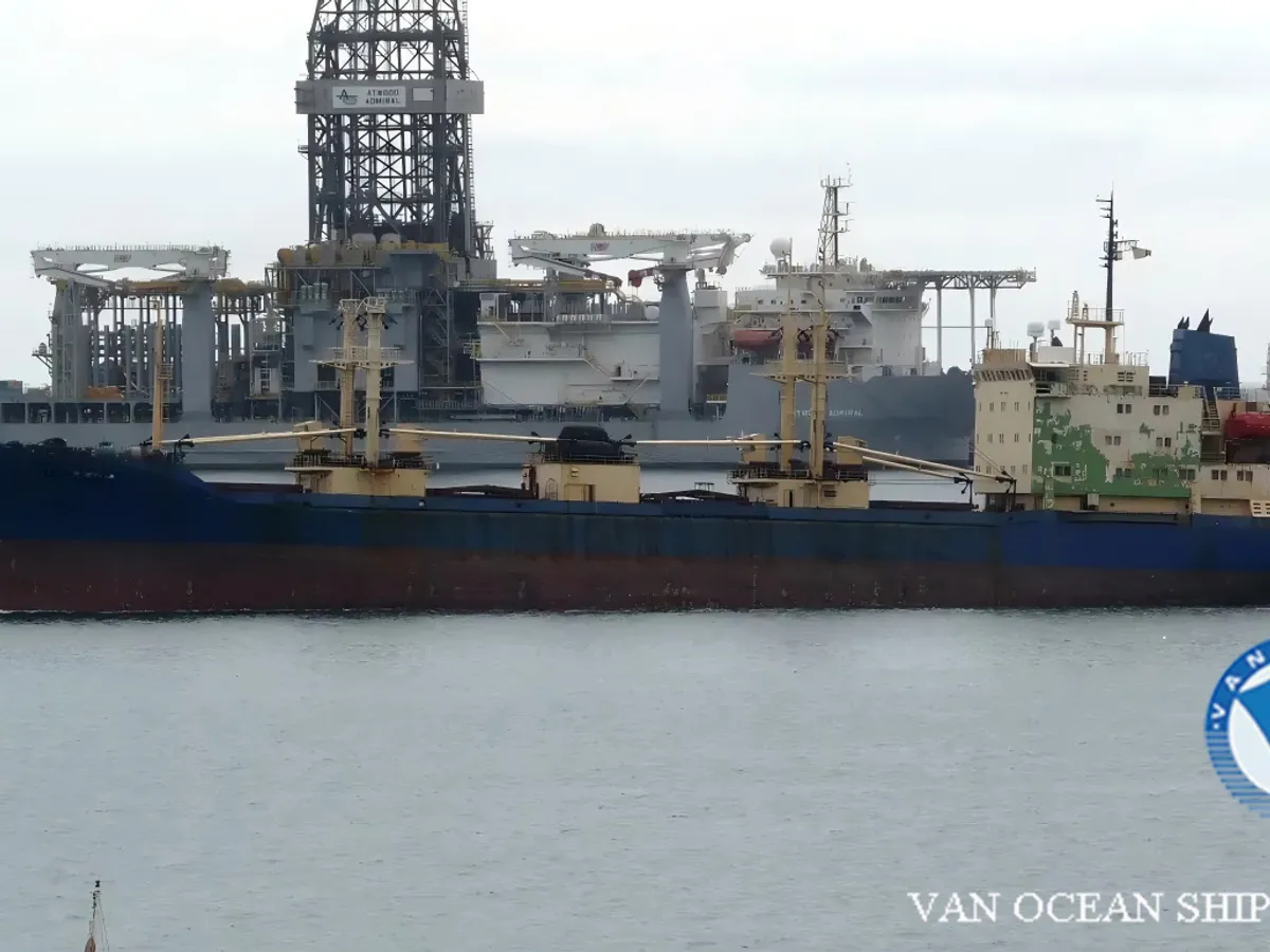Navio frigorífico à venda