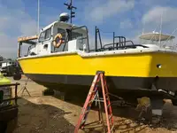Barcos de trabalho à venda