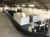 Barcaça à venda