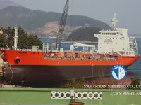 Navio-tanque de óleo/produtos químicos à venda
