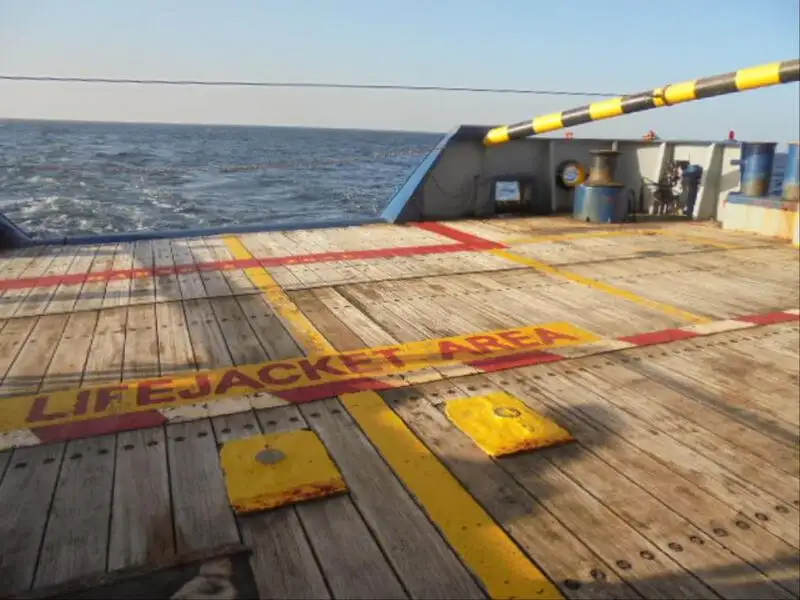 Navio frigorífico à venda