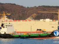 Navio-tanque de óleo/produtos químicos à venda