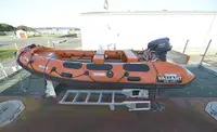 Catamarã à venda