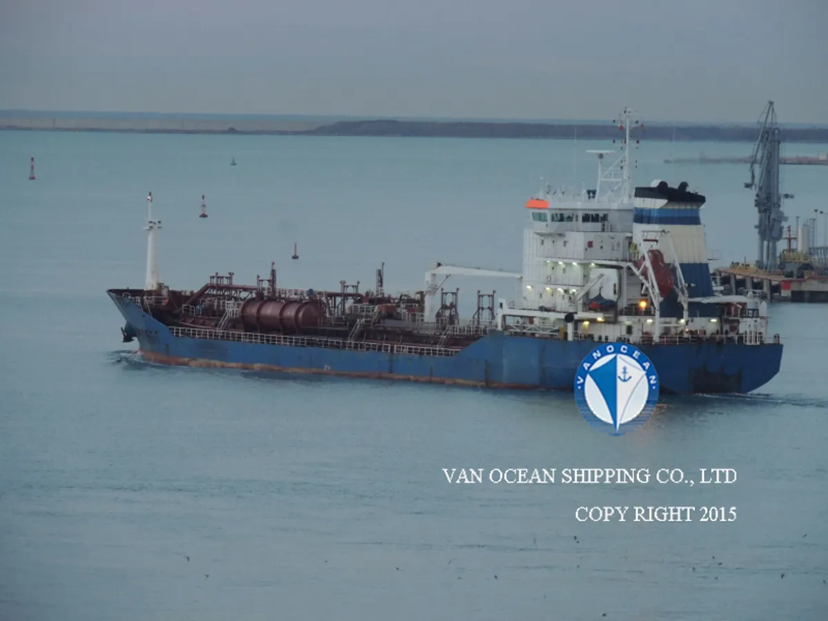 Navio-tanque de óleo/produtos químicos à venda