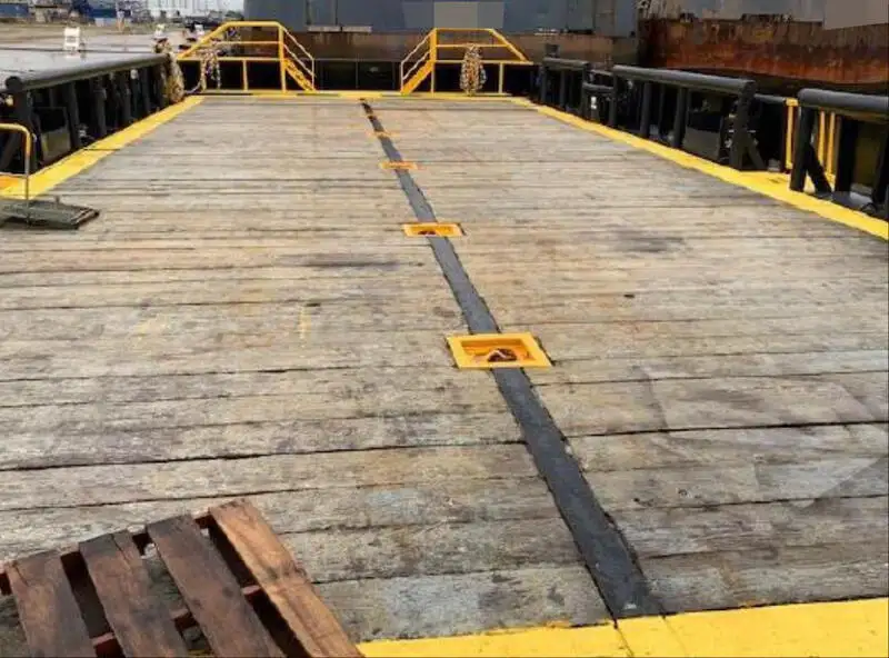 Navio de Suprimento Rápido (FSV) à venda