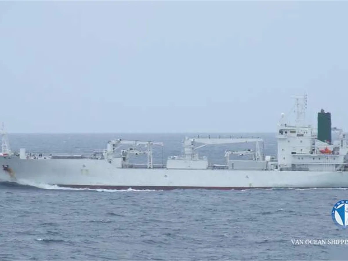 Navio frigorífico à venda