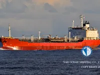Navio-tanque de óleo/produtos químicos à venda