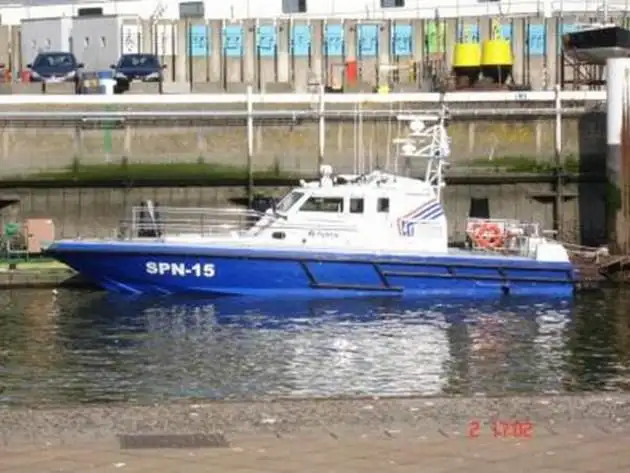 Navio de patrulha à venda