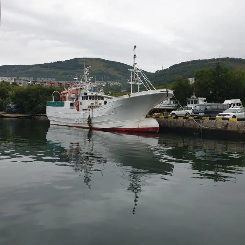 Navio de pesca de arrasto à venda