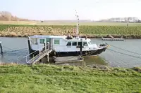 Navio de passageiros à venda