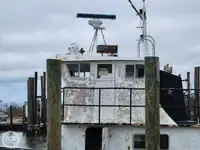 Navio de abastecimento à venda