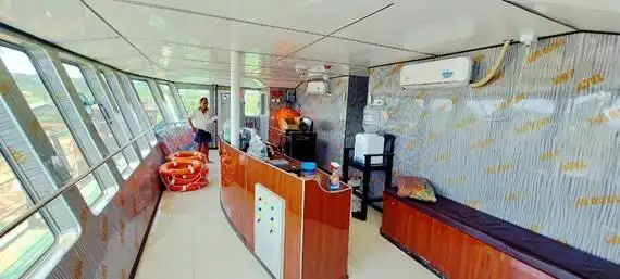 Balsa de desembarque, tanque à venda