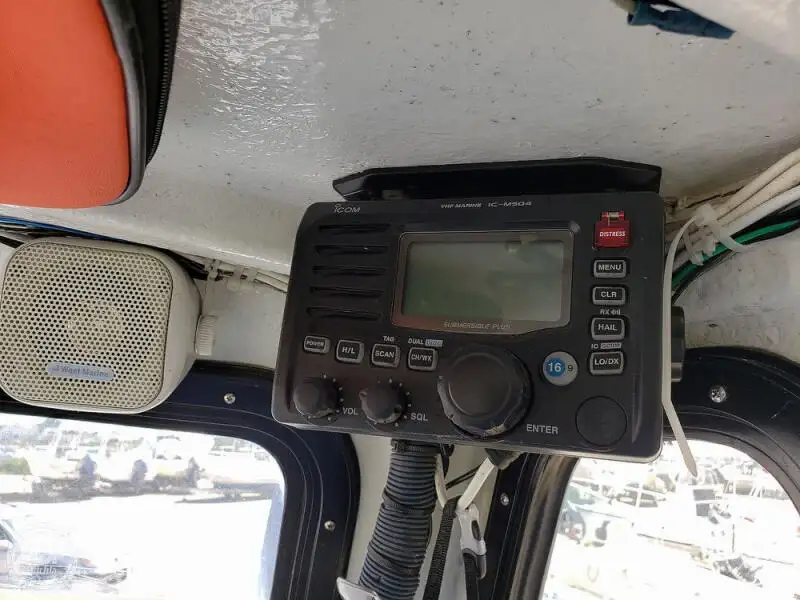 Navio de processamento de peixe à venda