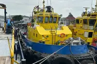 Rebocador à venda